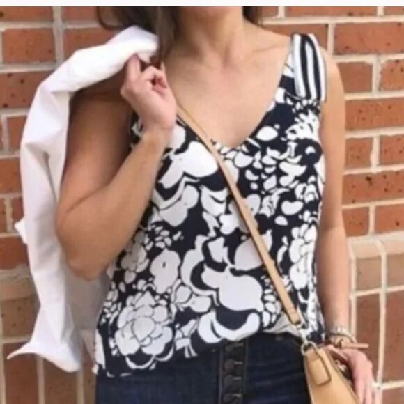 CAbi Shoulder tie Top - Size M #5731 - Picture 10 of 10